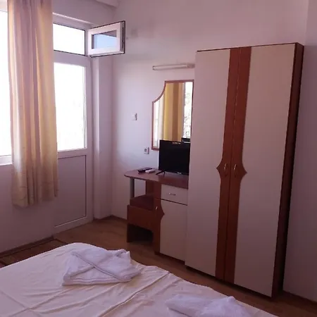 Къща За Гости Офилови Равда Guest house *