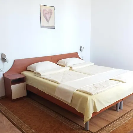 Къща За Гости Офилови Равда Guest house *